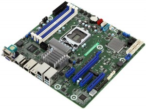 Плата ASRock Rack E3C246D4U2-2T получила два порта 10GbE