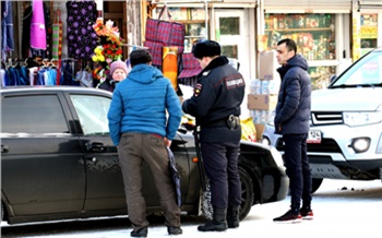 На базаре в центре Красноярска поймали иностранцев-нарушителей