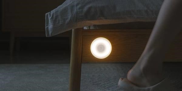 Xiaomi выпустила ночник MIJIA Night Light 2, определяющий движение