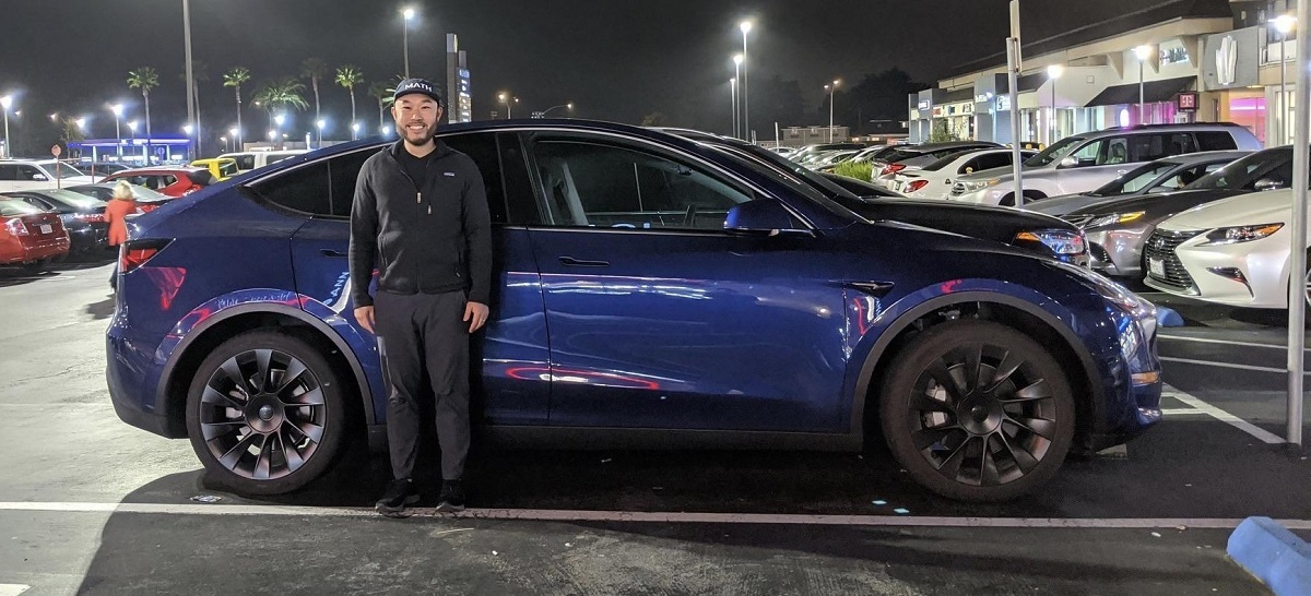 Tesla запасается электрокарами Model Y для выполнения доставки в течение двух недель