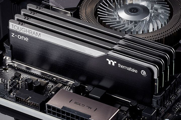 Новые модули памяти Thermaltake Toughram Z-One DDR4 работают на частоте до 3600 МГц