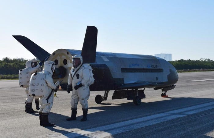 Секретный мини-шаттл X-37B протестирует преобразование солнечной энергии