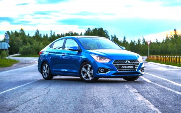 Камерам виднее? Стоковый Hyundai Solaris неожиданно «выжал» на 120 км/ч больше, чем может