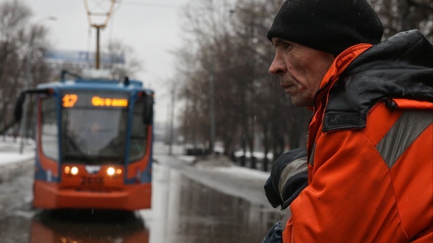 Талая вода угрожает затоплением автотрассам в Алтайском крае