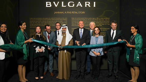 Bvlgari представили ювелирную коллекцию в Лувре Абу-Даби