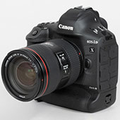 Зеркальная камера Canon EOS-1D X Mark III: топовая модель для профессионалов