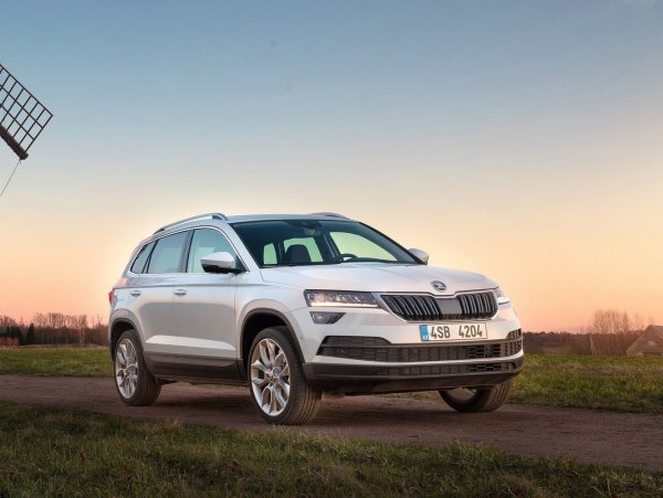 «Дожились – в кроссовере за пластик доплачиваем»: Что делает Skoda Karoq дороже на 100 тысяч, и почему это возмутительно – сеть