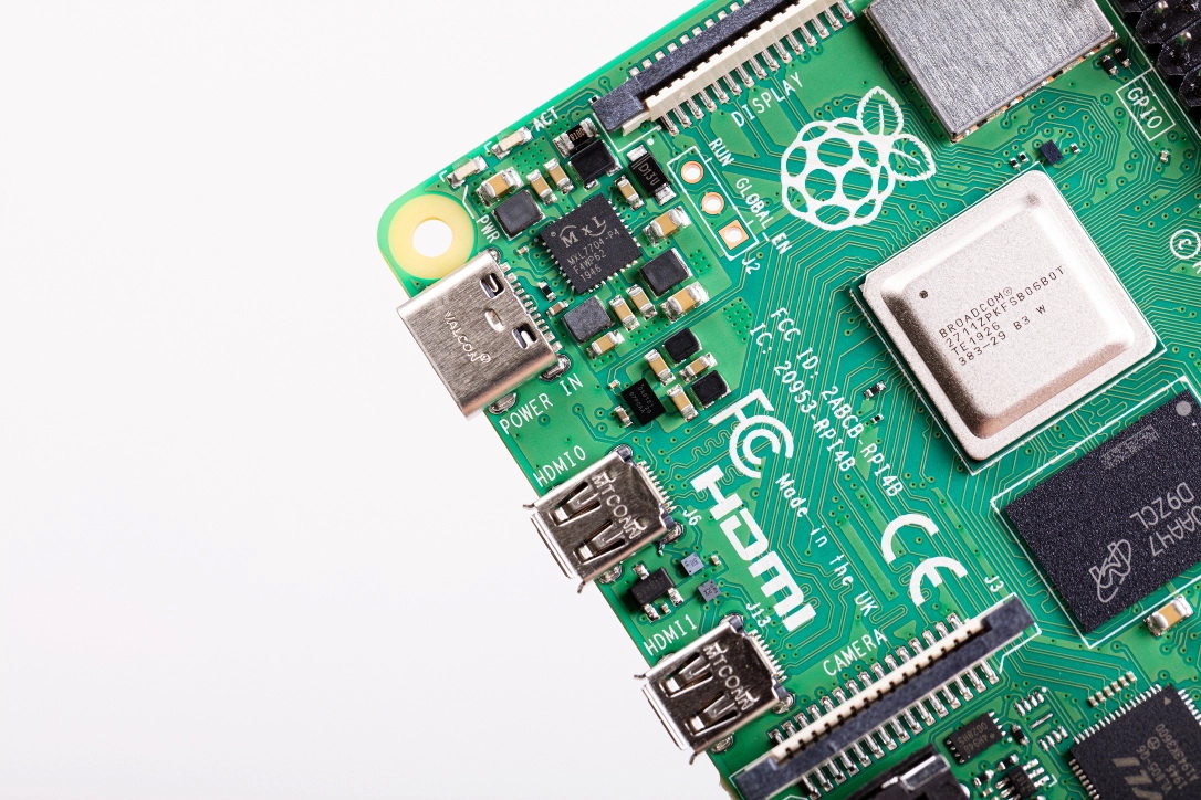 Появилась версия Raspberry Pi 4 с 8 Гб ОЗУ