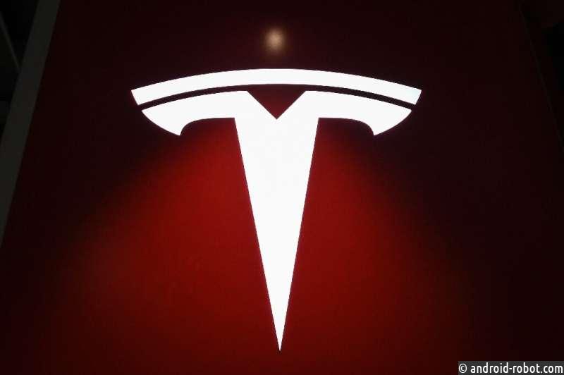 США проведут проверку системы «полного автономного вождения» Tesla после гибели пешехода