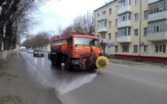 В Брянске продезинфицируют дороги, остановки и тротуары