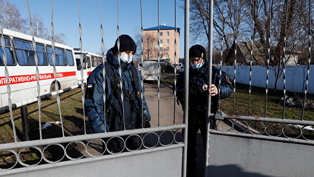 Люди боятся не коронавируса: кто виноват в беспорядках в Новых Санжарах (Апостроф, Украина)