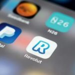 Пользователи Revolut теперь могут покупать цифровые активы