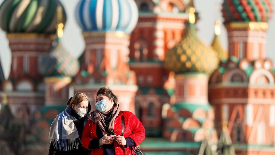 В Москве за сутки коронавирусом заболели более тысячи человек