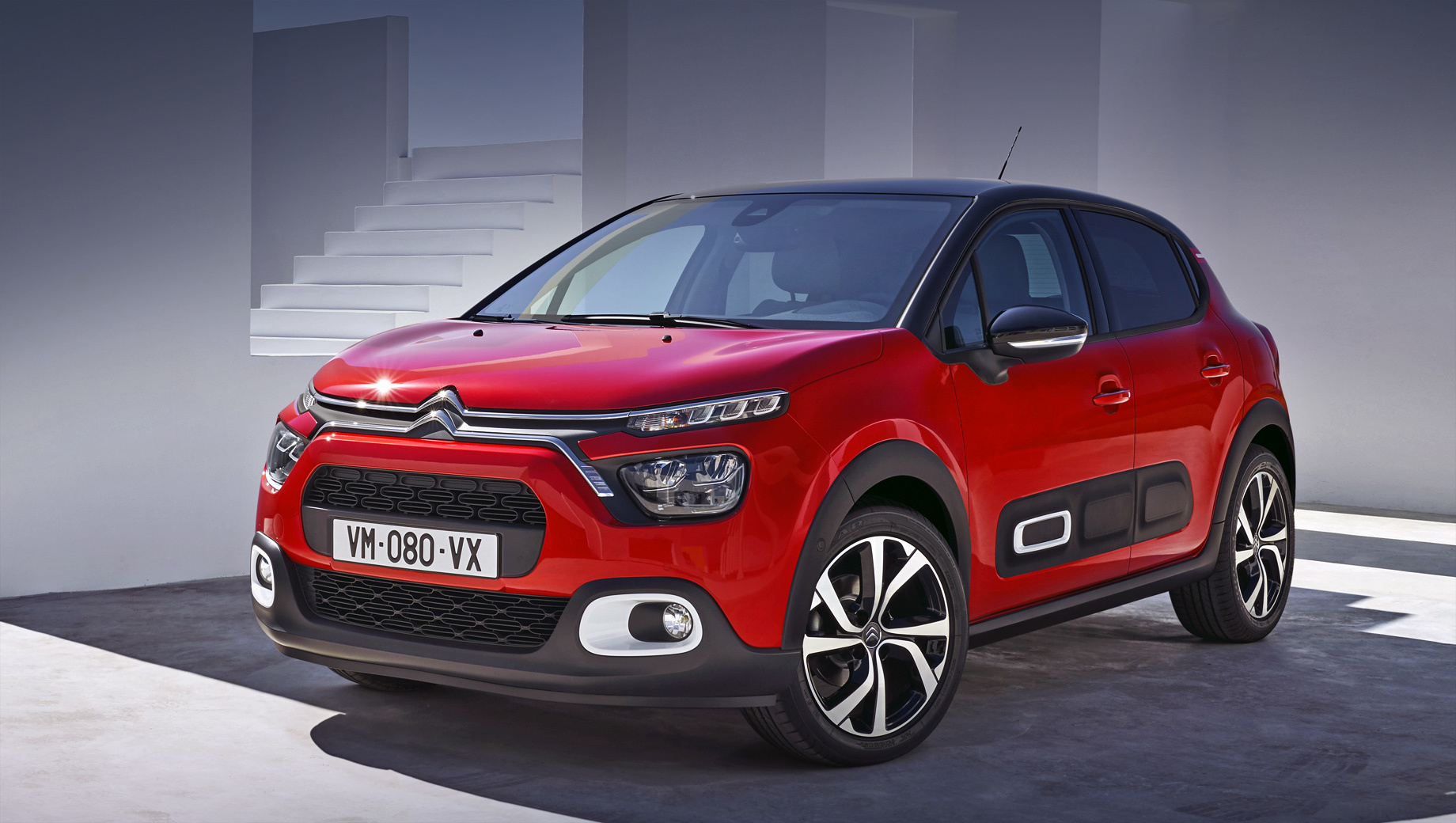 Хэтчбек Citroen C3 с осторожностью примерил обновки