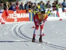 Большунов с большим отрывом от Клебо финишировал первым в марафоне на Ski Tour в Норвегии