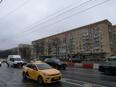 В Челябинске устроили забастовку более сотни водителей «Яндекс.Такси» и «Ситимобил»