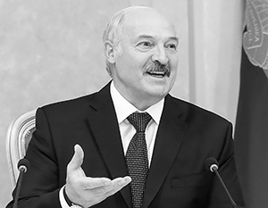 Лукашенко раскритиковал вводившие режим самоизоляции страны