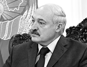 Лукашенко призвал задуматься о рукотворном происхождении коронавируса