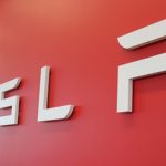 Tesla ilk onlayn mağazasını açır