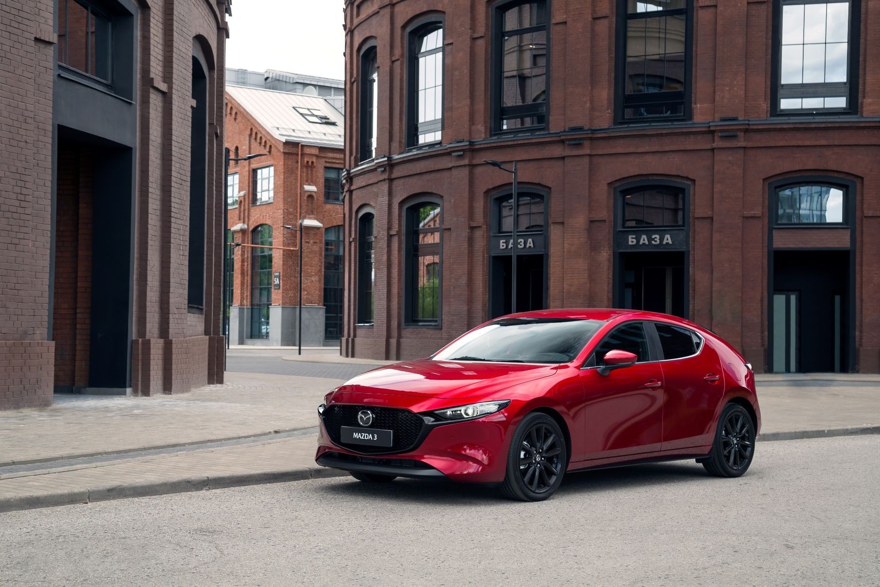 В России отзывают глохнущие Mazda3