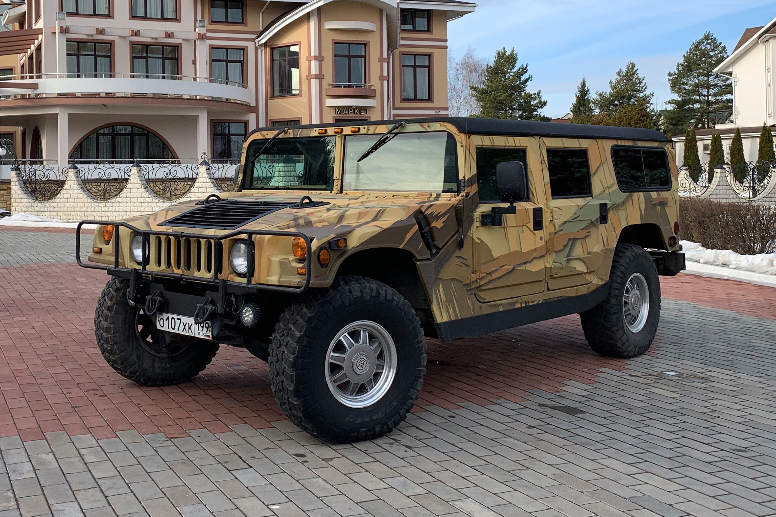 Hummer H1: на войну и в супермаркет