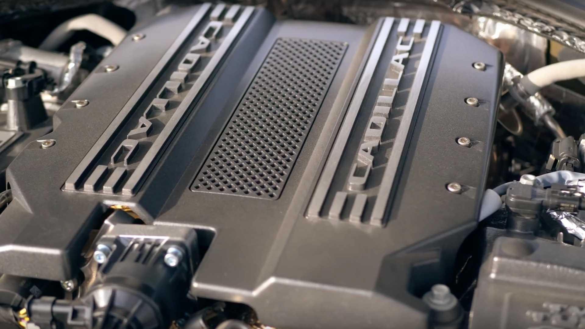 Cadillac позволит использовать V8 Blackwing итальянцам