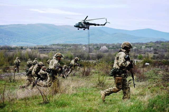 Привет Венгрии? Украина провела масштабные военные учения в Закарпатье