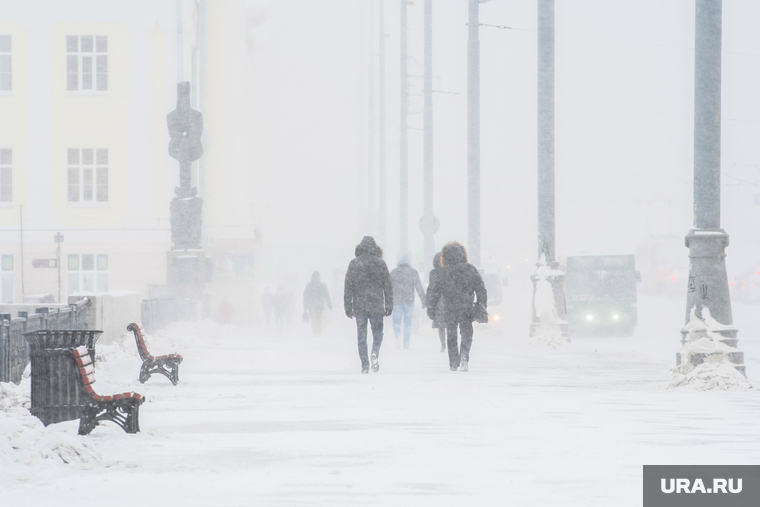 В ЯНАО пришел ураган, оставивший разруху в трех уральских регионах