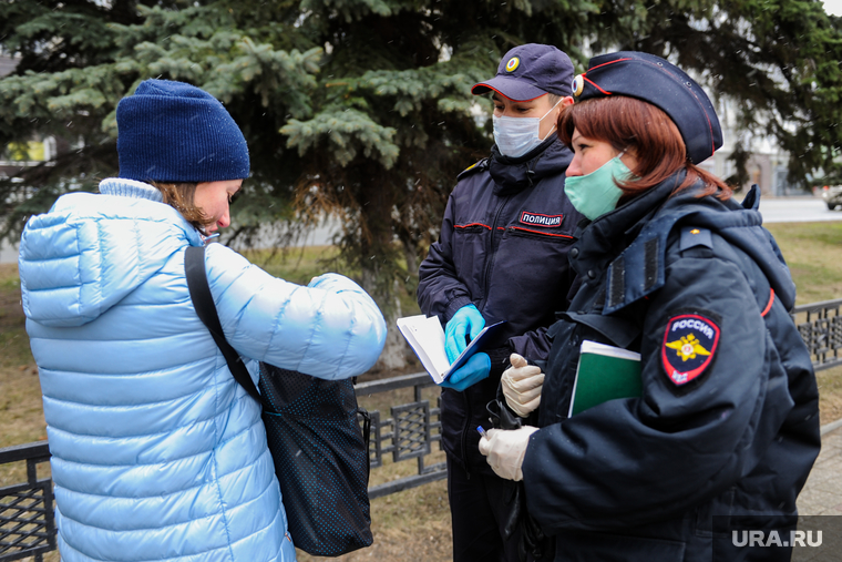 Первых нарушителей карантина накажут в Екатеринбурге. Не все дошли до суда