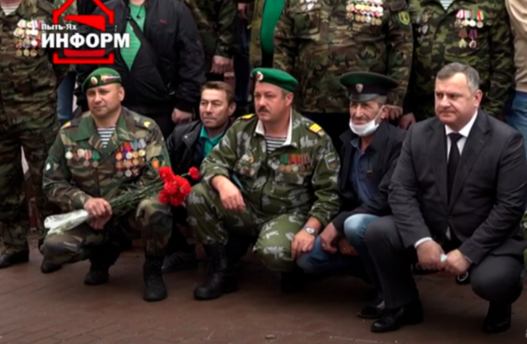 В ХМАО городские власти в честь праздника нарушили самоизоляцию