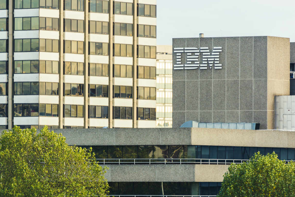 IBM переводит 350 тыс. сотрудников с электронной почты на Slack. Компания стала крупнейшим клиентом сервиса