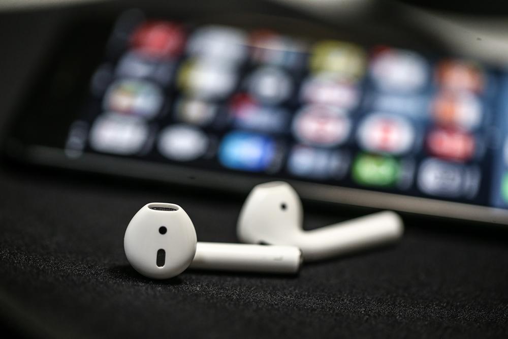 Выход новых AirPods отменён из-за коронавируса. Правда, Apple может выпустить другие наушники