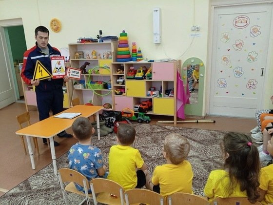 Безопасные каникулы: энергетики провели 80 уроков по профилактике электротравматизма для детей Кировской области