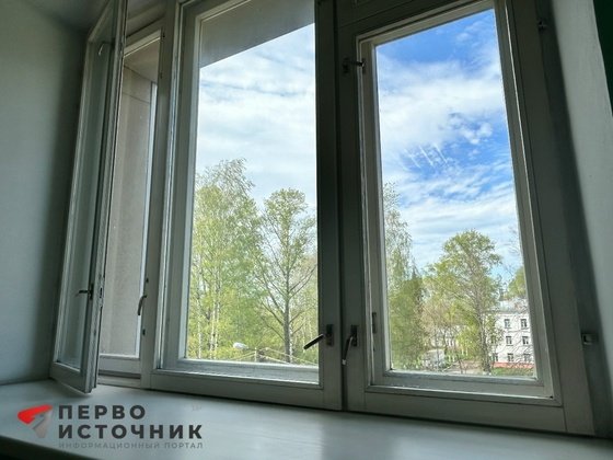 В Оричевском районе подросток обокрал родственницу, проникнув в дом через окно